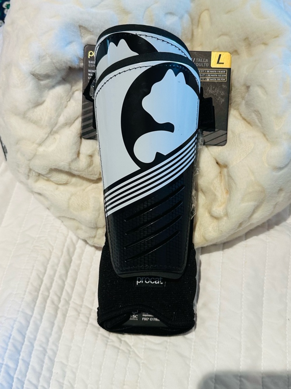 PUMA Large Procat Shinguard & Ankle Sock Adult 4' 7"-5' 11" NEW retail $19